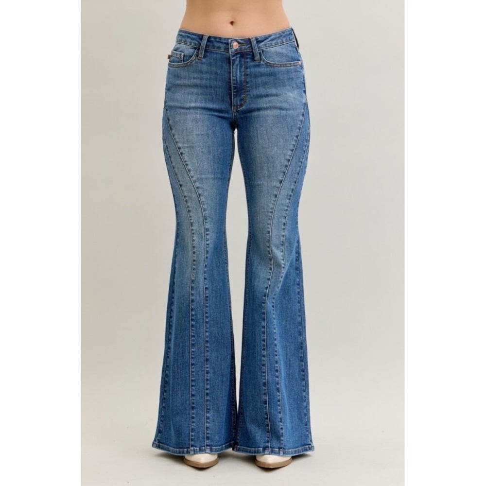 NWT Judy Blue Mid Rise Jacqueline Flare Fit Jeans SZ 9/29